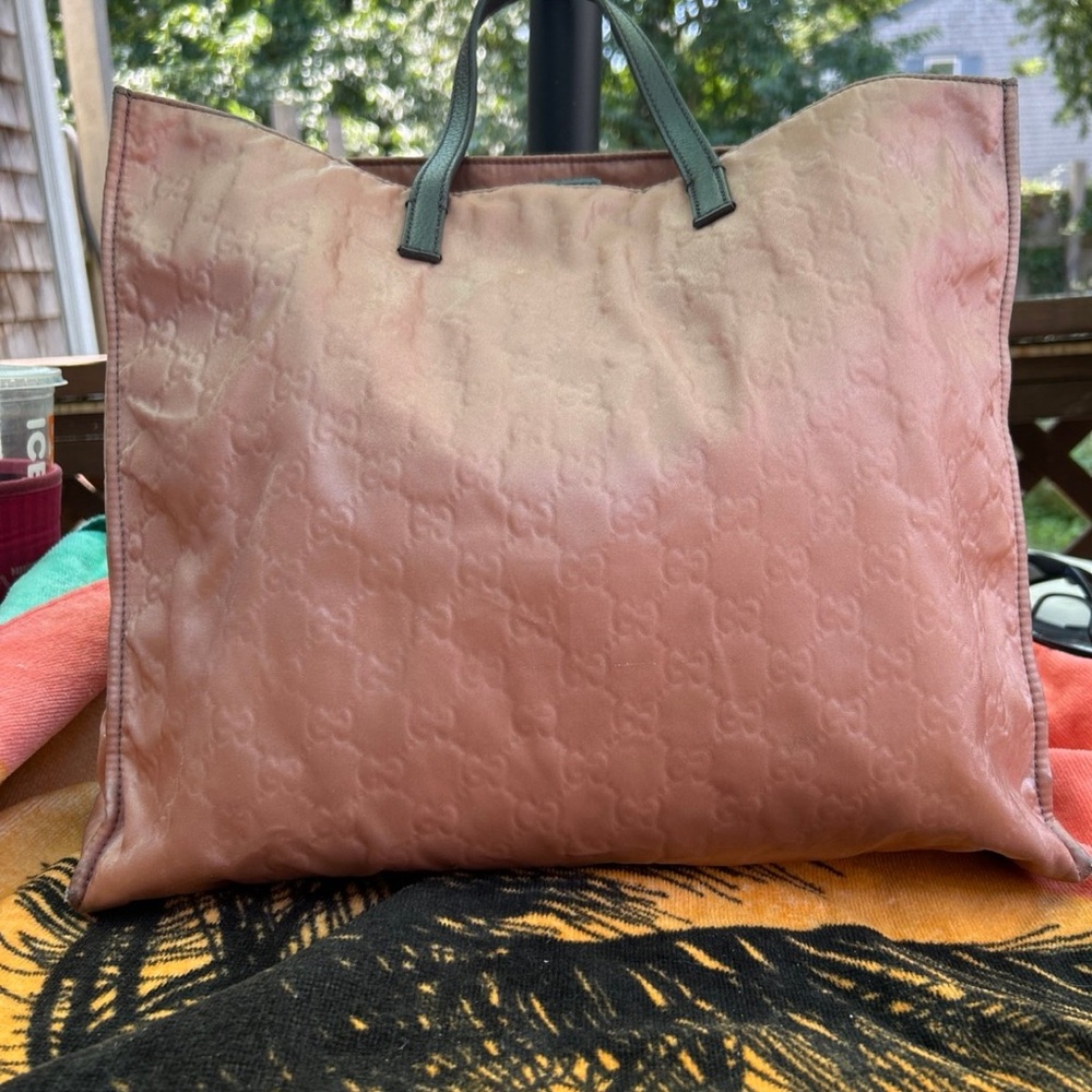 ❌Sold❌Gucci Blush Pink Tote with Dark Green Handles